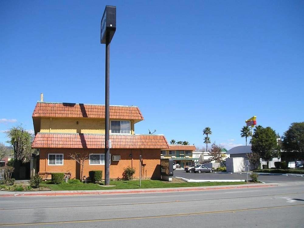 Gilroy Inn מראה חיצוני תמונה