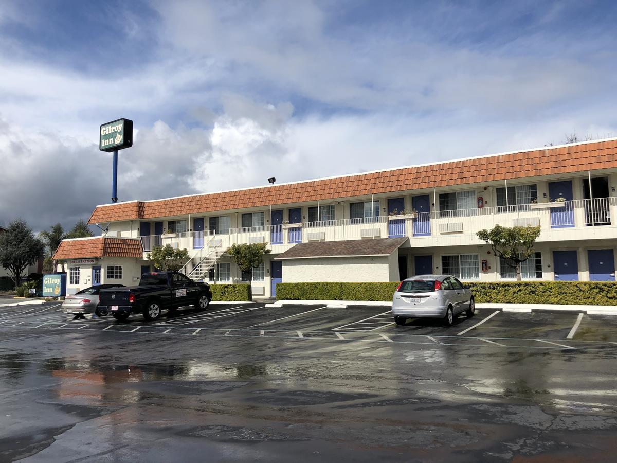 Gilroy Inn מראה חיצוני תמונה